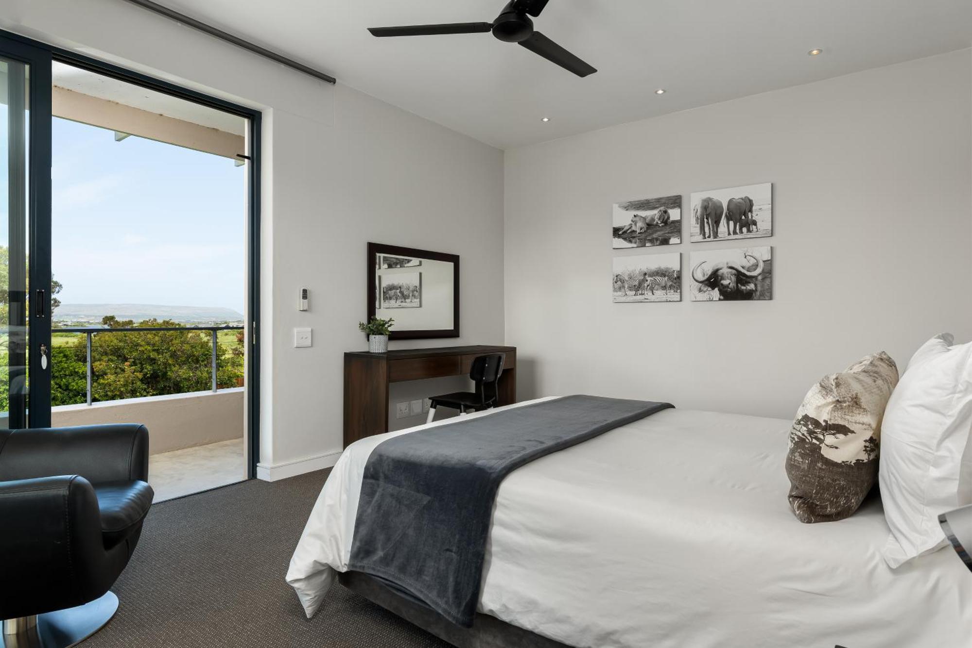 Sunset Splendour Guesthouse Noordhoek Exterior photo